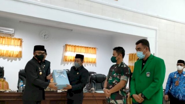 Penyerahan lahan hibah Pemkab Bantaeng untuk pembangunan Kampus UMI, Kamis (17/02/2022).