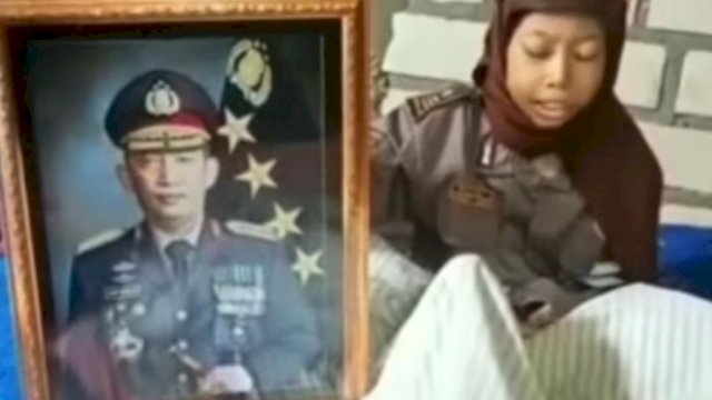 Tangkapan Layar tiktok @kapolri_info yang menayangkan perbincangan Sinta dan Jenderal Pol Listyo Sigit Prabowo. (Wahyu Widodo/Republiknews.co.id)