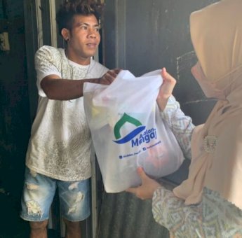 Andalan Mengaji Berbagi 100 Paket Sembako ke Warga Membutuhkan di Makassar