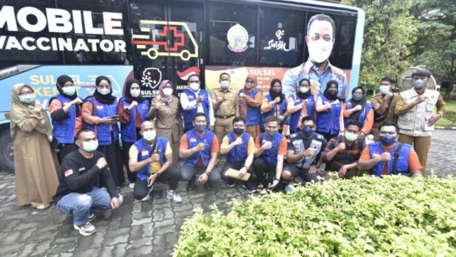 Tim Vaksinator RSUD Labuang Baji saat diterima di Kantor Bupati Luwu Utara, Senin (21/02/2022). (Foto. Bayu Firmansyah/Republiknews.co.id)