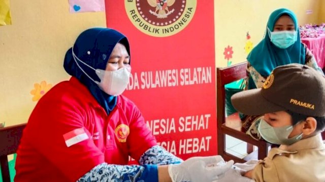 Suasana kegiatan vaksinasi anak BIN dan Pemkab Luwu Timur, Rabu (23/02/2022). (Foto. Asril/Republiknews.co.id)