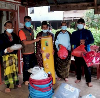 Turut Berduka, Andi Sudirman Kirim Bantuan untuk Korban Kebakaran di Gowa