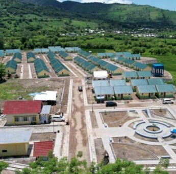 Korban Bencana Badai Seroja di NTT dan NTB SegeraTerima Kunci Huntap