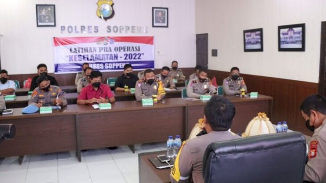 Jajaran Polres Soppeng menggelar Latihan Pra Operasi keselamatan 2022, Kamis (24/02/2022). (Foto. Yusuf/Republiknews.co.id)