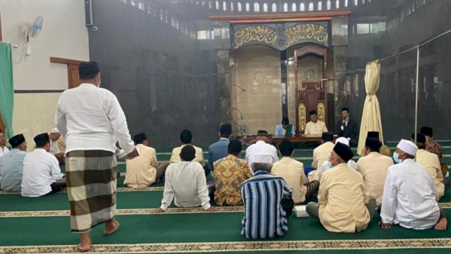 Pengajian Rutin oleh Takmir Masjid Nurul Huda Desa Bulukerto, Kecamatan Bumiaji, Kota Batu, Jawa Timur, pada Jumat (25/02/2022). (Istimewa)