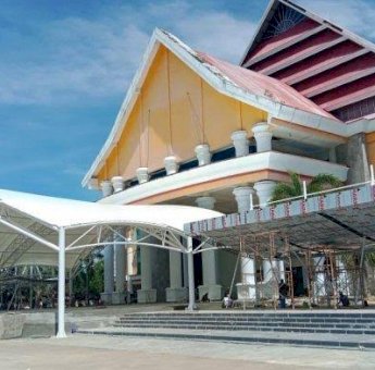 Habiskan Anggaran Rp 3,2 Miliar, Proyek Tribun Pancasila Gedung Gadis Polman Disorot