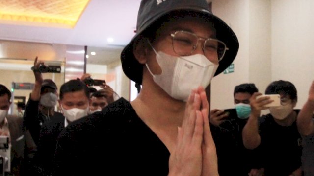 Tersangka Indra Kenz langsung menjalani penahanan selama 20 hari usai ditetapkan sebagai tersangka. (Foto. Antara)