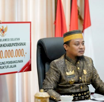 458 Tahun Sinjai, Andi Sudirman Berikan Bantuan Keuangan Rp10,5 Miliar