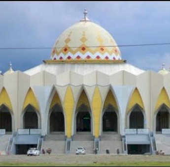 Bantu Rp 19,3 Miliar, Plt Gubernur Sulsel Resmikan Masjid Islamic Center Sinjai