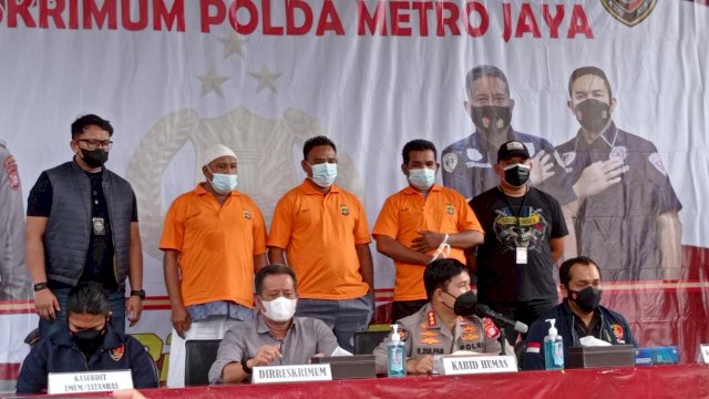 Press Confrence Penangkapan Pelaku Pengeroyokan Ketua Umum KNPI Haris Pratama, berlangsung di Polda Metro Jaya, Senin (28/01/2022). (Foto. Wahyu Widodo/Republiknews.co.id)