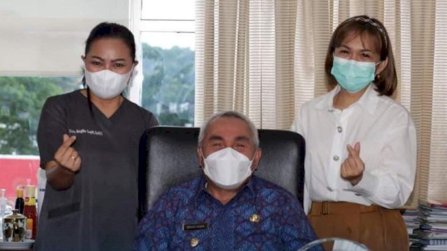 Pengurus IDAI Kaltim periode 2021-2024 saat bersilaturahmi dengan Gubernur Kaltim, Isran Noor, Rabu (2/2/2022).