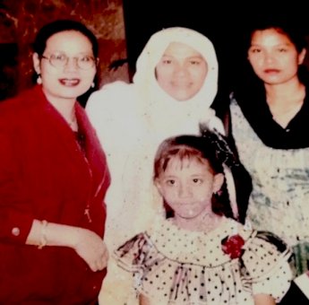 Obituari Dorce Gamalama: Gara-Gara Digandeng Artis di Pasar Kurma