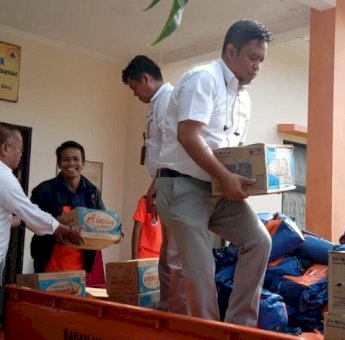 Andi Sudirman Kirimkan Bantuan untuk Warga Terdampak Angin Puting di Bantaeng