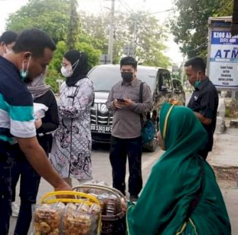 Kunjunga ke Tanjung Bira, Andi Sudirman Awali Pagi Hari Dengan Berolahraga dan Wisata Kuliner Tradisional