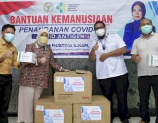 Optimalkan Screaning Omicron, Anggota DPR RI Aliyah Mustika Salurkan Bantuan Rapid Tes Antigen