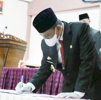 Pemkab dan DPRD Wajo Tandatangani Kesepakatan dengan Kemenkumham Sulsel