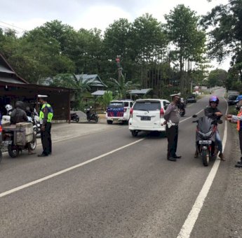 Ingat, Ada Pemeriksaan Kartu Vaksin di Batas Kabupaten Soppeng