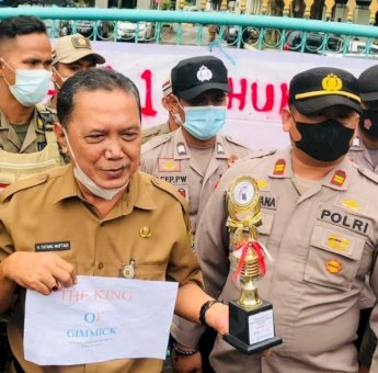IMC Beri Gelar Raja Gimik untuk Wali Kota Cilegon