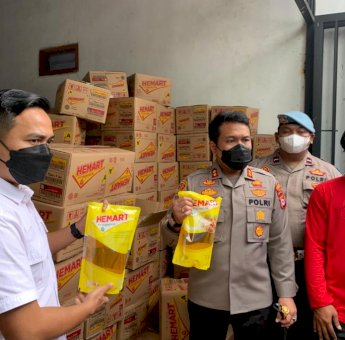 Polisi Tetapkan Satu Tersangka Penimbun 24 Ribu Liter Minyak Goreng di Lebak