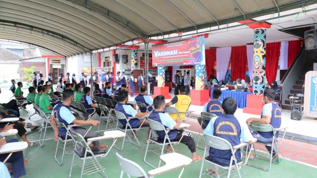 Warga binaan Lapas Klas IIA Samarinda saat gelar vaksinasi. (istimewa)