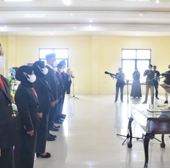 Lantik Anggota KPID Sulbar, Ali Baal Pesan Tetap Bangun Kebersamaan