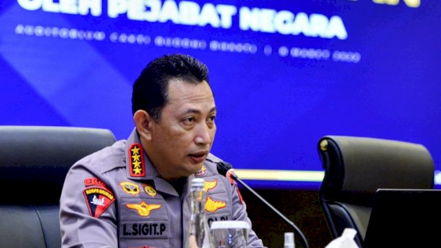 Kapolri Jenderal Pol Listyo Sigit Prabowo saat menyampaikan SPT di Kantor Kementerian Keuangan (Kemenkeu), Jakarta, Selasa (08/03/2022). (Istimewa)