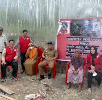Dibantu Gubernur, Nenek Penjual Sapu Lidi di Jeneponto Akhirnya Punya Rumah