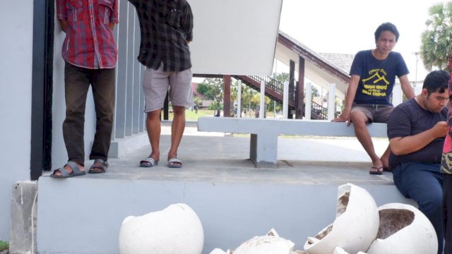 Kondisi Properti di Area Istana Tamalate Sungguminasa yang dirusak oleh oknum tidak bertanggung jawab. (Istimewa)