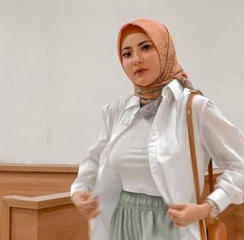 Model Ayu Aulia Penuhi Panggilan Polisi, Dicecar 12 Pertanyaan