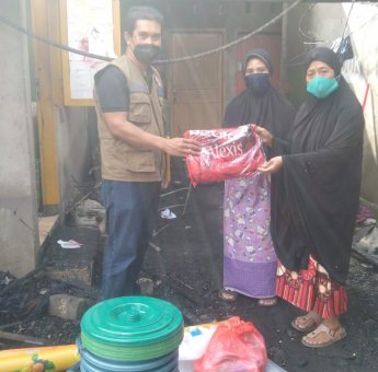 Gubernur Sulsel Instruksikan BPBD Kirim Bantuan ke Korban Kebakaran di Daeng Tata