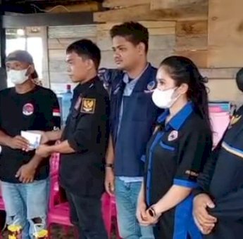 Garda Pemuda NasDem Sidrap Bantu Perbaiki Rumah Warga Terdampak Bencana