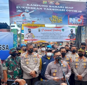 Kapolda Metro Jaya “Sulap” Kampung Narkoba Jadi Kampung Vaksinasi