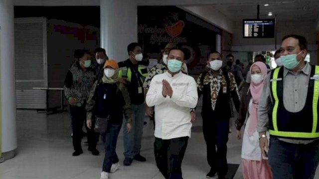Gubernur Sulawesi Selatan Andi Sudirman Sulaiman Saat Tiba di Kalimantan Timur (Istimewa)