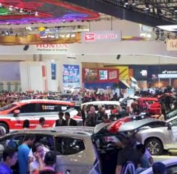 Jakarta Auto Week 2022 Bertabur Diskon dan Doorprize