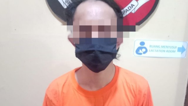 Pelaku curanmor MK (22) di Warnet diamankan Polresta Serang Kota, Senin (14/03/2022). (Istimewa)