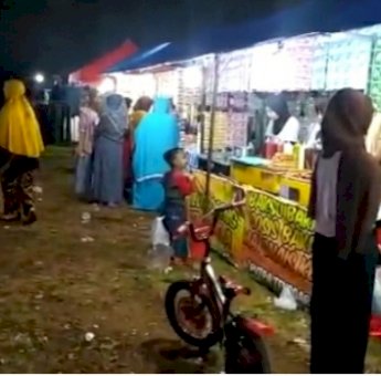 Tolak Penutupan Pasar Malam, Puluhan Pedagang Kaki Lima di Jeneponto: Bagaimana Nasib Kami?