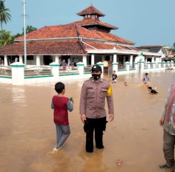 11 Desa di Pandeglang Terendam Banjir, Tinggi Air Hingga 80 Cm