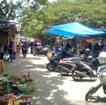 Penjual di Pasar Sentral Soppeng Dipindahkan Sementara