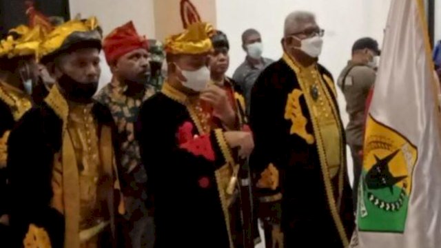 Prosesi Pengukuhan DPD KKST di Gedung Eme Neme Yauwere Timika, Selasa (22/03/2022). (Ist)