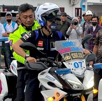 Demi Kejar Pesawat ke Italia Usai MotoGP Mandalika, Franco Morbidelli ‘Bajak’ Motor Polisi