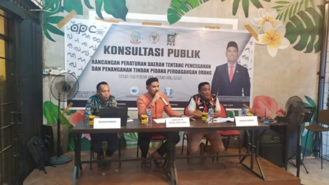 Anggota DPRD Provinsi Sulsel, Andi Anwar Purnomo menggelar konsultasi publik tentang Ranperda Pencegahan dan Penanganan Tindak Pidana Perdagangan Orang, Jumat (25/03/2022). (Dok. Republiknews.co.id)
