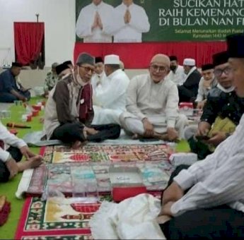 Bupati Polman Shalat Tarwih Pertama Bersama Kepala OPD