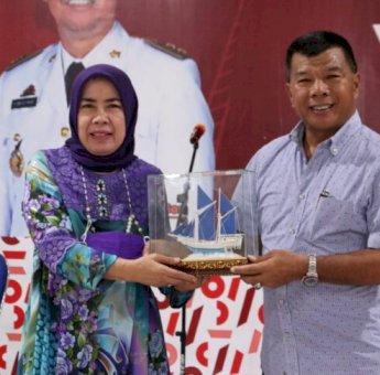 Kadis Dukcapil Bulukumba Pensiun, Bupati Akui Masih Butuh Sosoknya, Begini Rekam Jejaknya