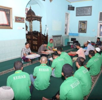 Sambut Bulan Suci Ramadan, Warga Binaan Lapas Klas IIA Samarinda Perkuat Ibadah