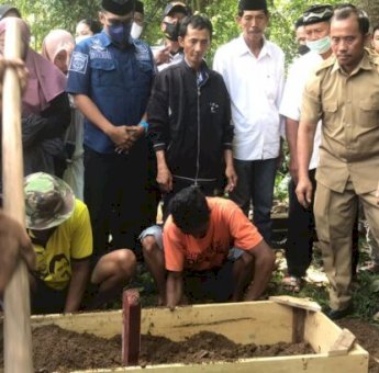 Jenazah Pegawai Dishub Makassar yang Diduga Ditembak OTK di Pertigaan Masjid Cheng Ho Dimakamkan di Takalar