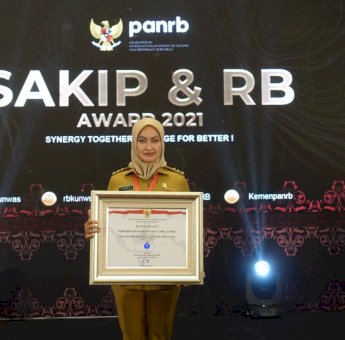 Reformasi Birokrasi Berjalan Baik, Luwu Utara Terima Penghargaan SAKIP dan RB Award 2021