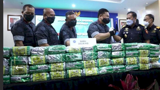 BNN mengamankan barang bukti sabu seberat total 255,96 Kilogram (Kg) Narkotika jenis Sabu. (Istimewa)