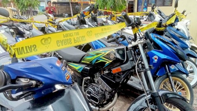 Barang Bukti Kendaraan Balap Liar diamankan di Mapolres Sinjai. (Foto: Asrianto/Republiknews.co.id)