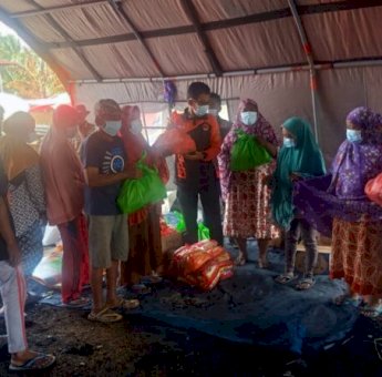 10 Rumah Terbakar di Jeneponto, Andi Sudirman: Tim BPBD Sulsel Telah Salurkan Bantuan