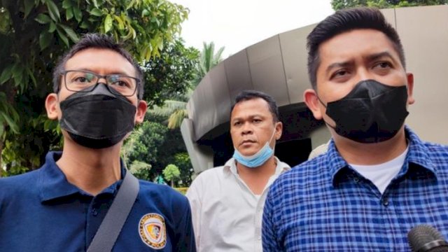 Kasat Reskrim Polres Metro Jakarta Pusat, AKPB Wisnu Wardhana beserta jajaran saat memberikan keterangan pers, Selasa (12/4/2022). (Foto: Istimewa)